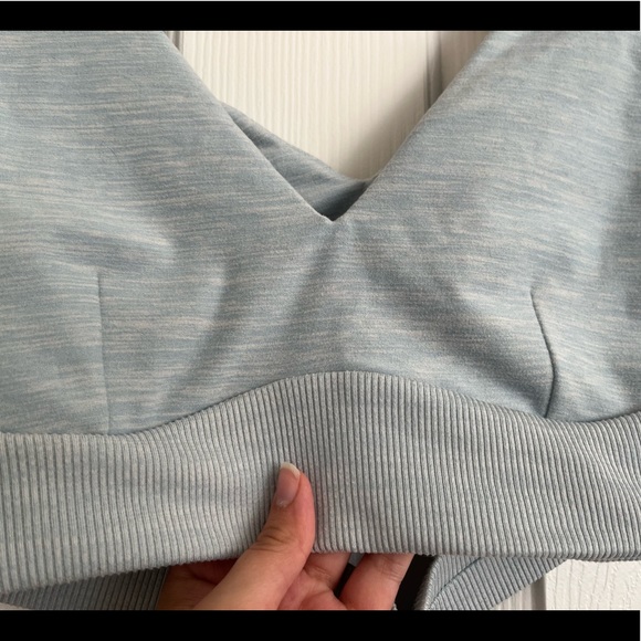 Victoria’s Secret Sports Bra - Picture 5 of 13